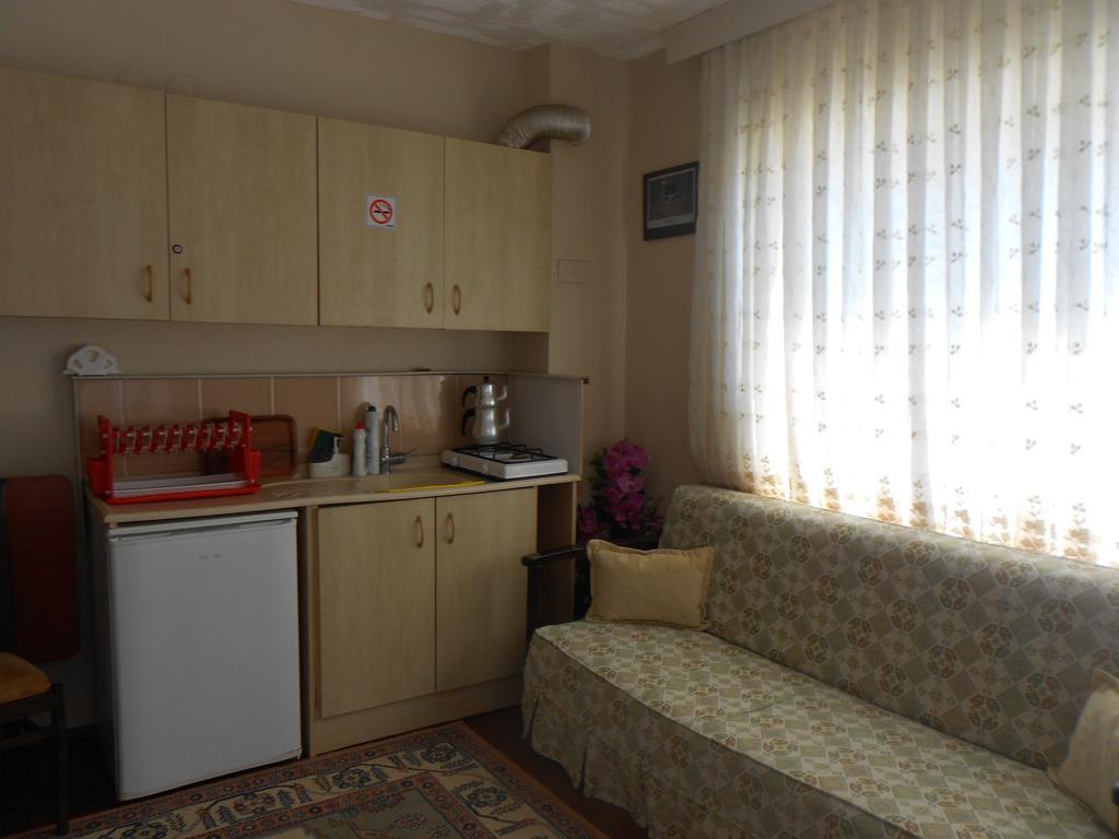 Irmak Family Pension & Apartments Eceabat Room photo